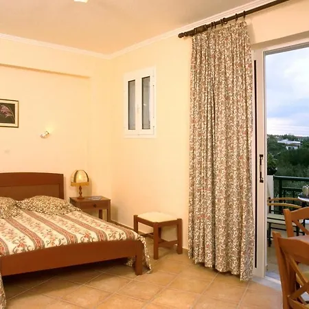 Dinos Hotell Zakynthos stad
